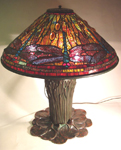 tiffanylamps_dragonfly_cattail