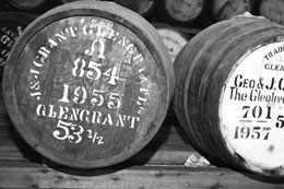 whisky_barrels