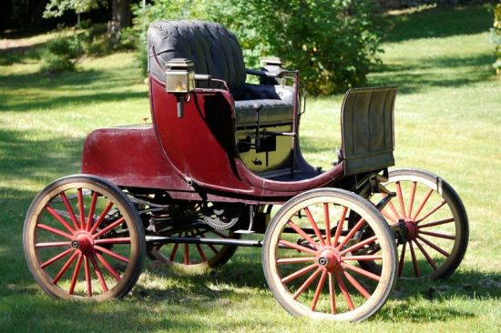 World’s oldest four-cylinder American car for sale at Bonhams Quail Lodge auction